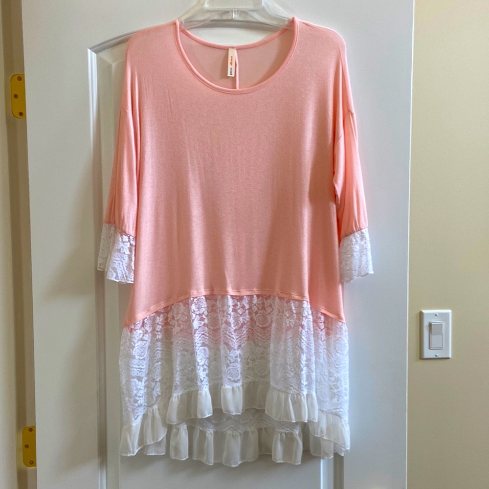 NWOT Beautiful pastel pink lace trimmed sweater dress in size M.